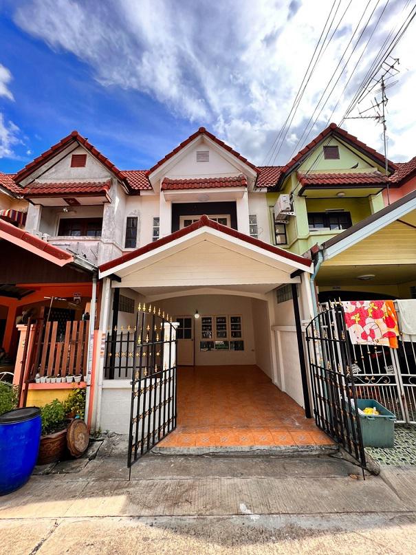 ทาวน์เฮาส์ 1490000 นนทบุรี บางบัวทอง บางบัวทอง ทาวน์เฮาส์ 1490000 นนทบุรี บางบัวทอง บางบัวทอง